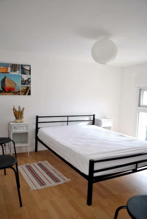 Bureaux Appartements Lesparre Medoc Экстерьер фото