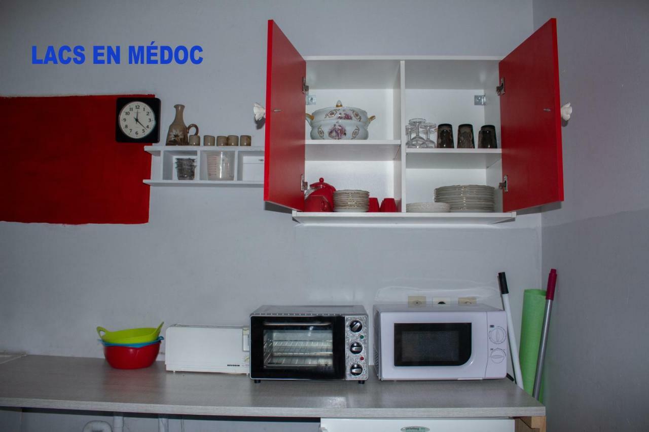 Bureaux Appartements Lesparre Medoc Экстерьер фото