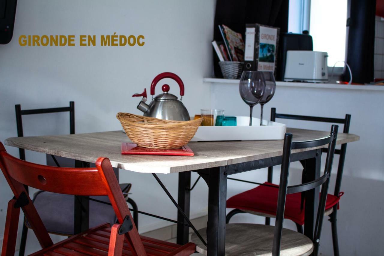 Bureaux Appartements Lesparre Medoc Экстерьер фото