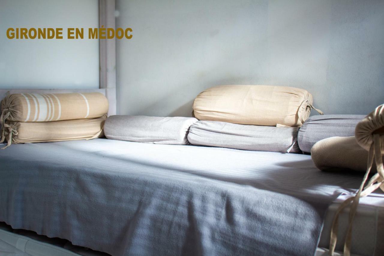 Bureaux Appartements Lesparre Medoc Экстерьер фото