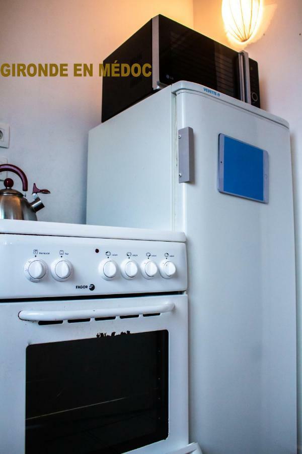 Bureaux Appartements Lesparre Medoc Экстерьер фото