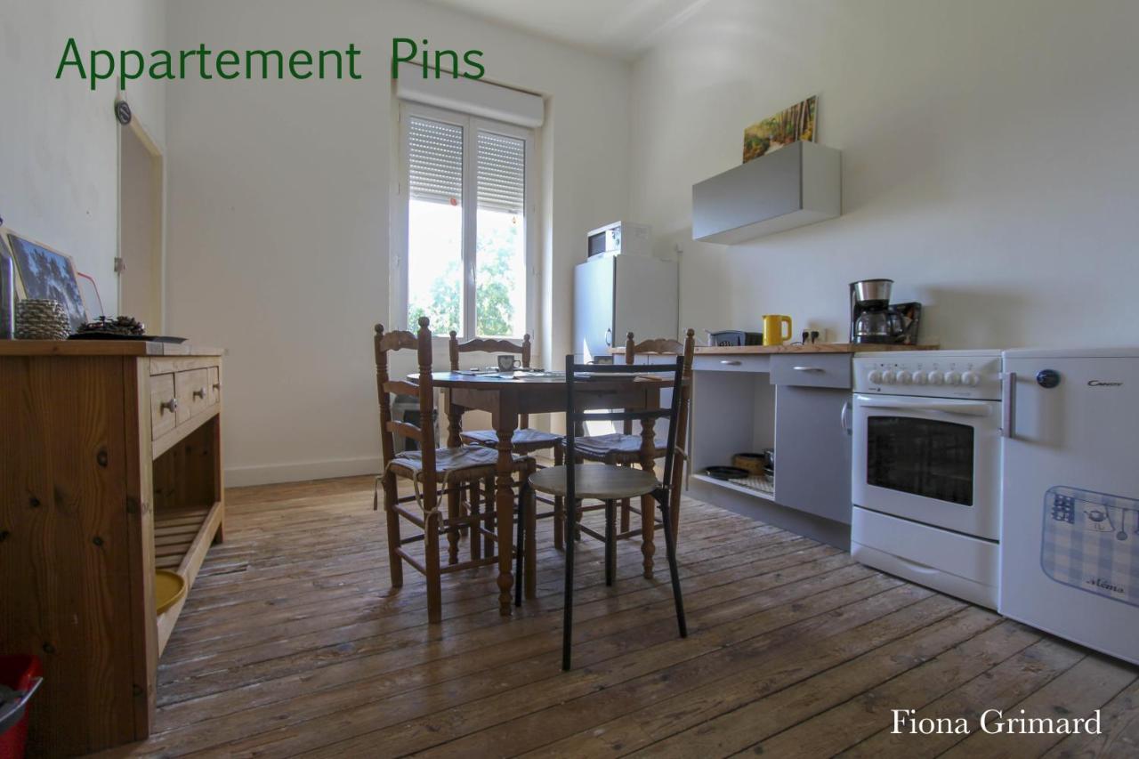 Bureaux Appartements Lesparre Medoc Экстерьер фото